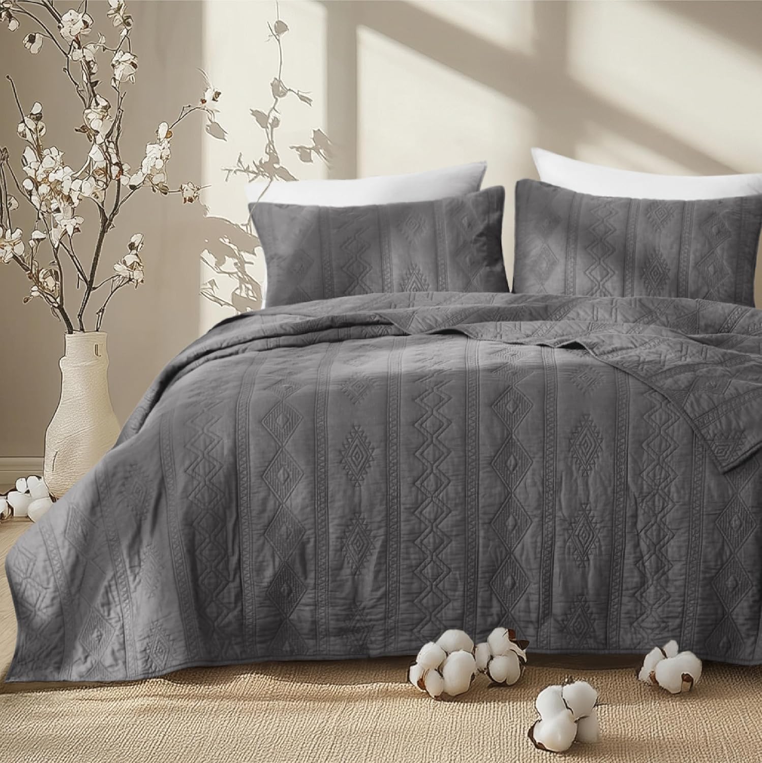 Bedsure 100 Cotton Quilt Set with Pillow Shams
