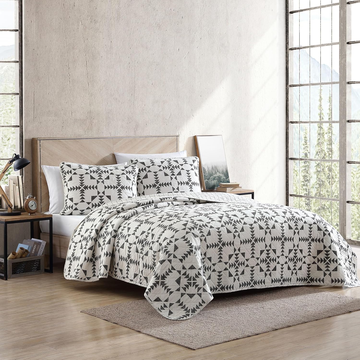 Eddie Bauer Queen Quilt Set 3 pcs Arrowhead Charcoal