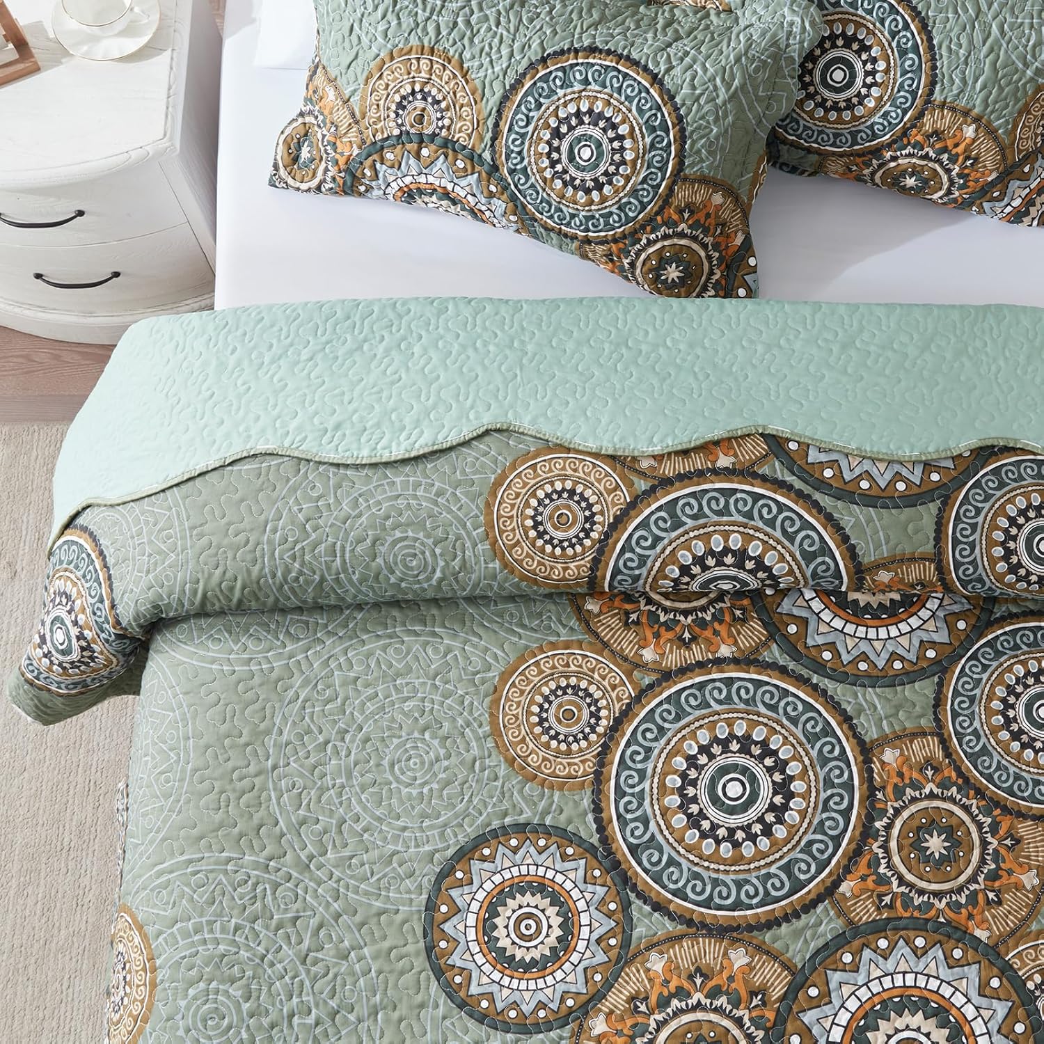 LEAONME Olive Green Queen Quilt Set 3-Piece