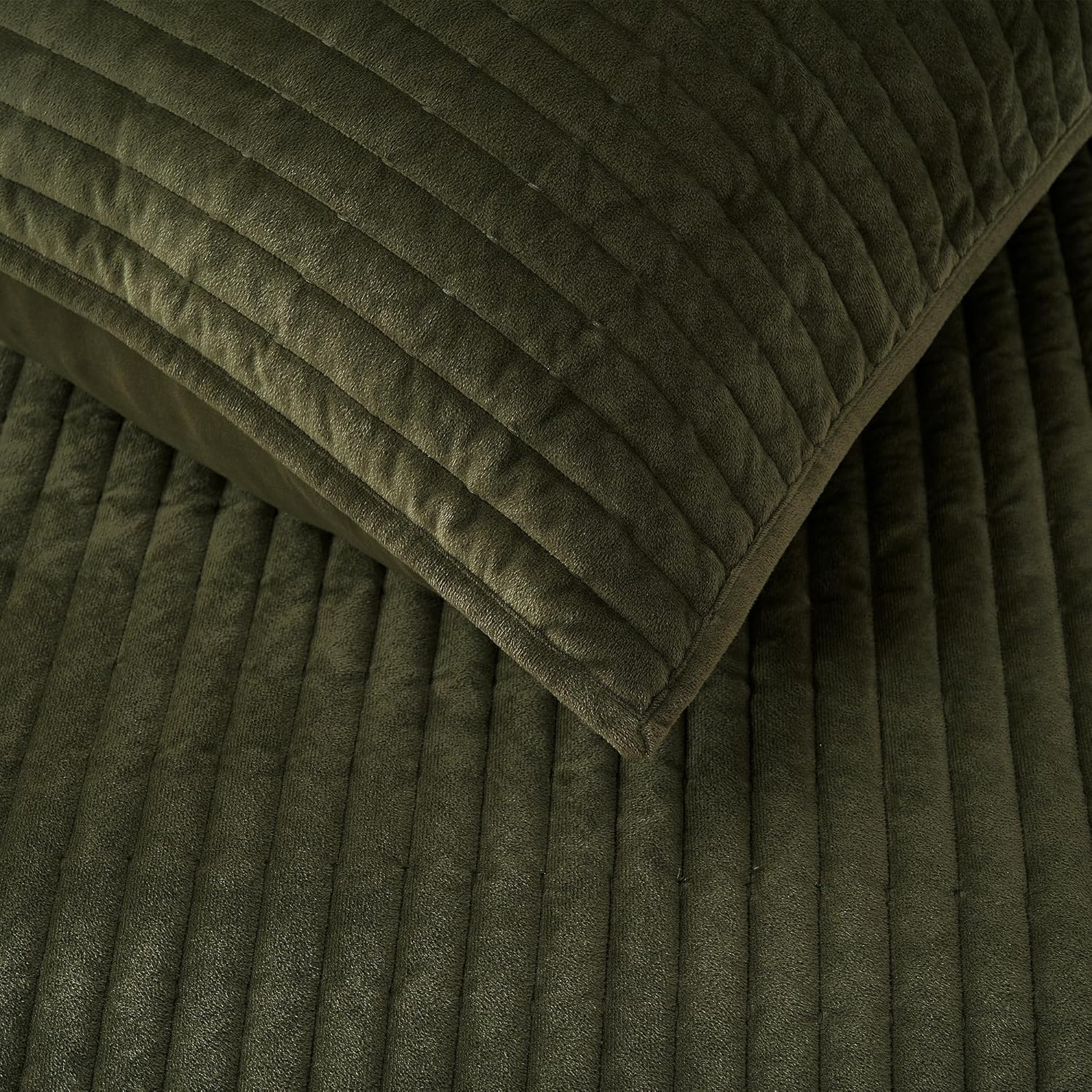 Wonderful Velvet Quilt Set - 94x94 Queen Dark Green Striped Channel Stitch