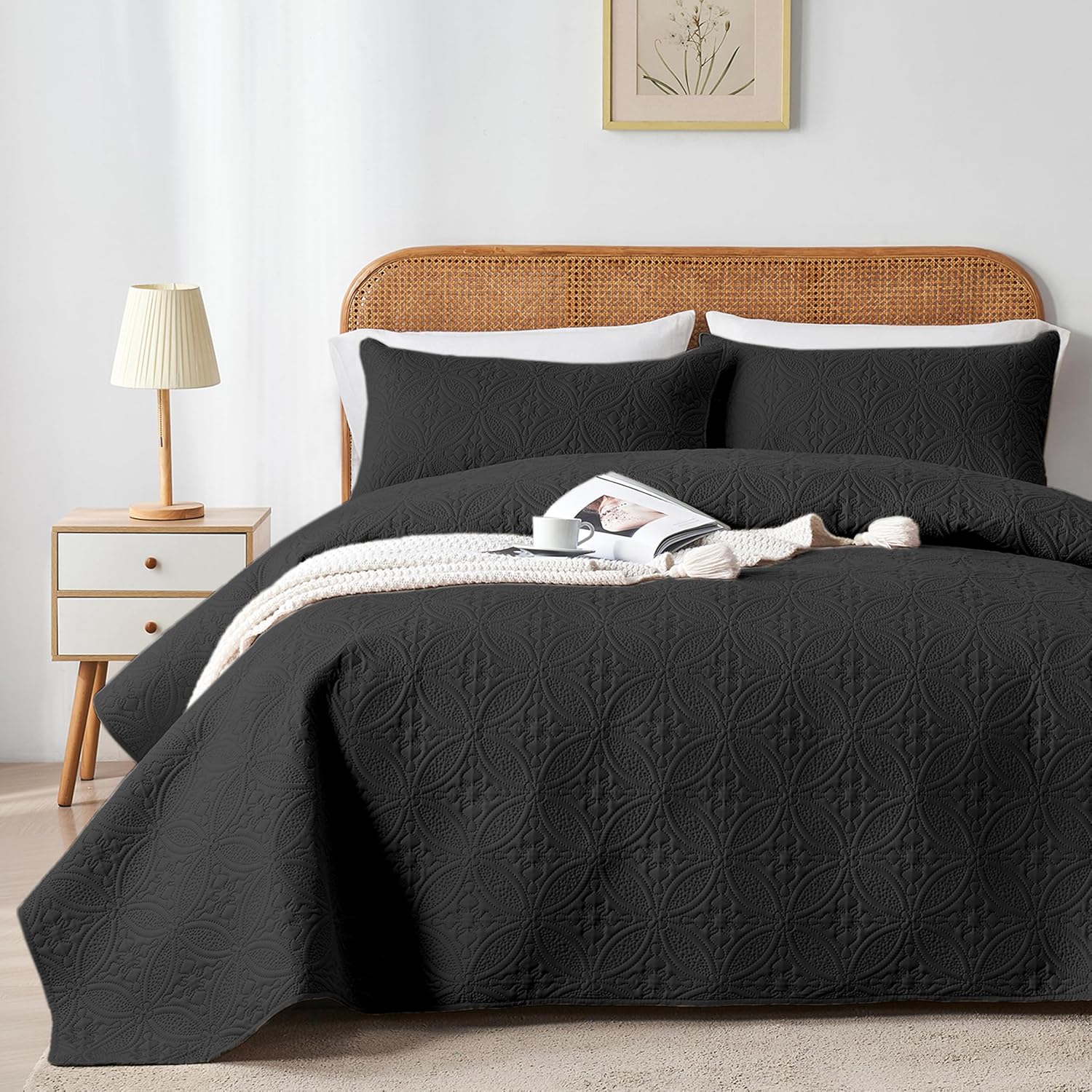 WURUIBO Quilt Set - Black Microfiber FullQueen Bedspread
