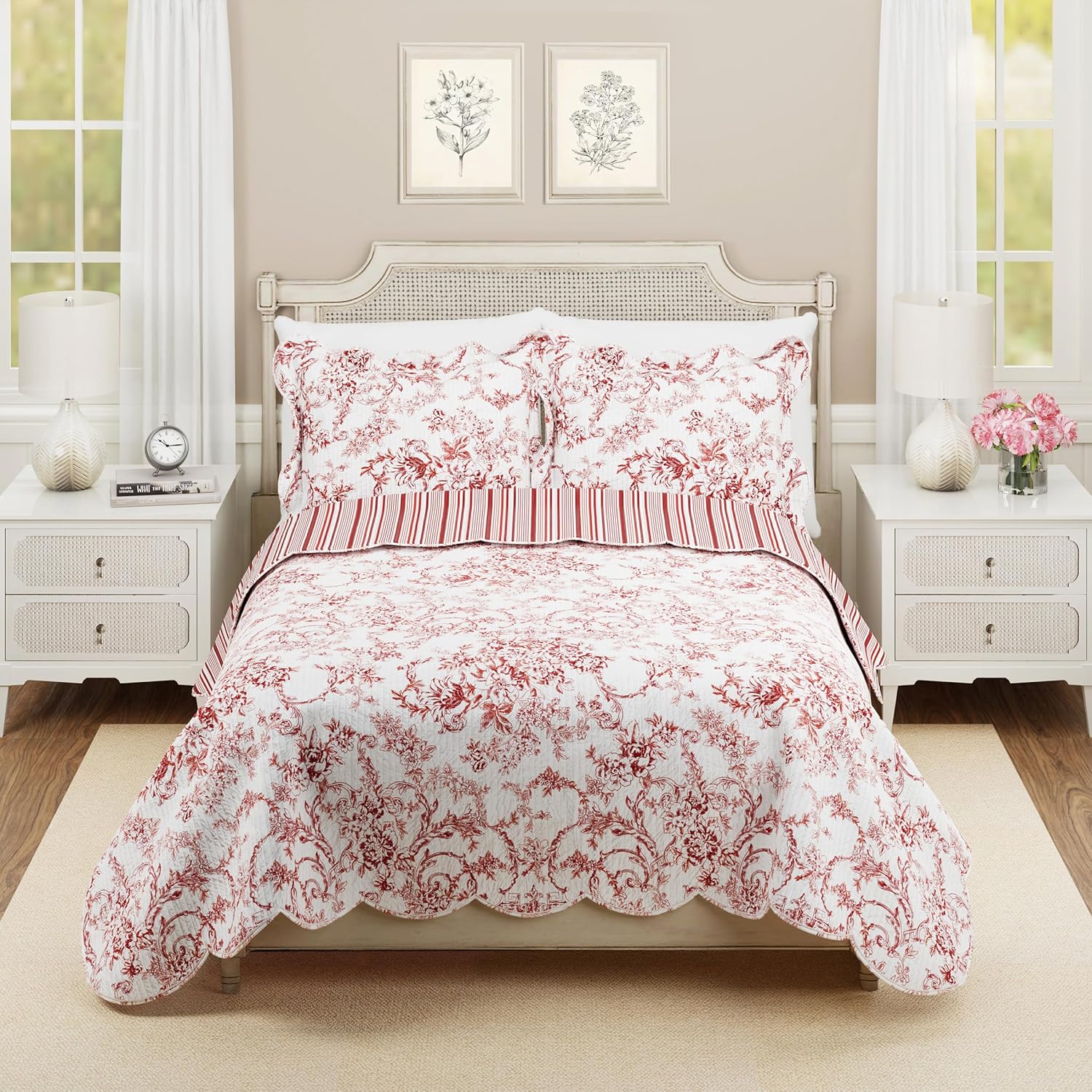 Garden Toile 3-Piece Reversible Quilt Set - Red 1