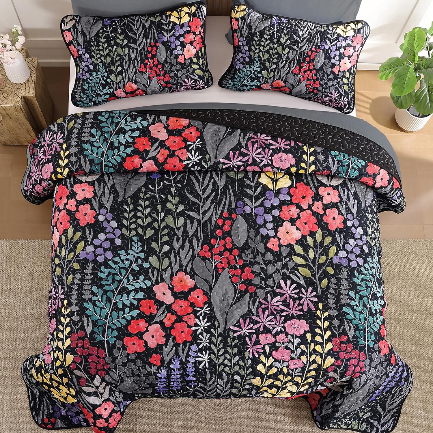 Xruibed Black Floral Quilt Set Queen 3 Piece 1