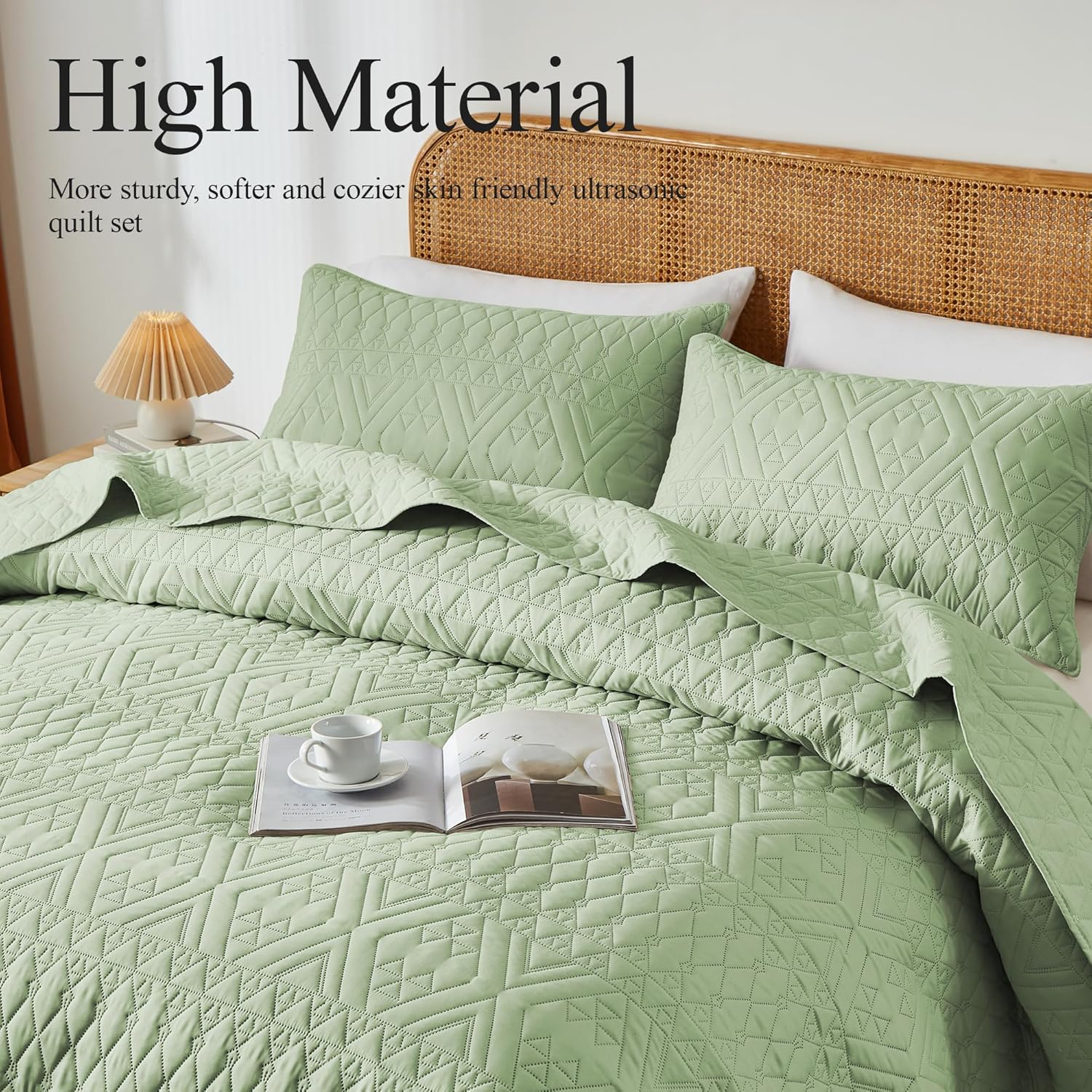 akkialla Geometric Pattern Queen Quilt Set