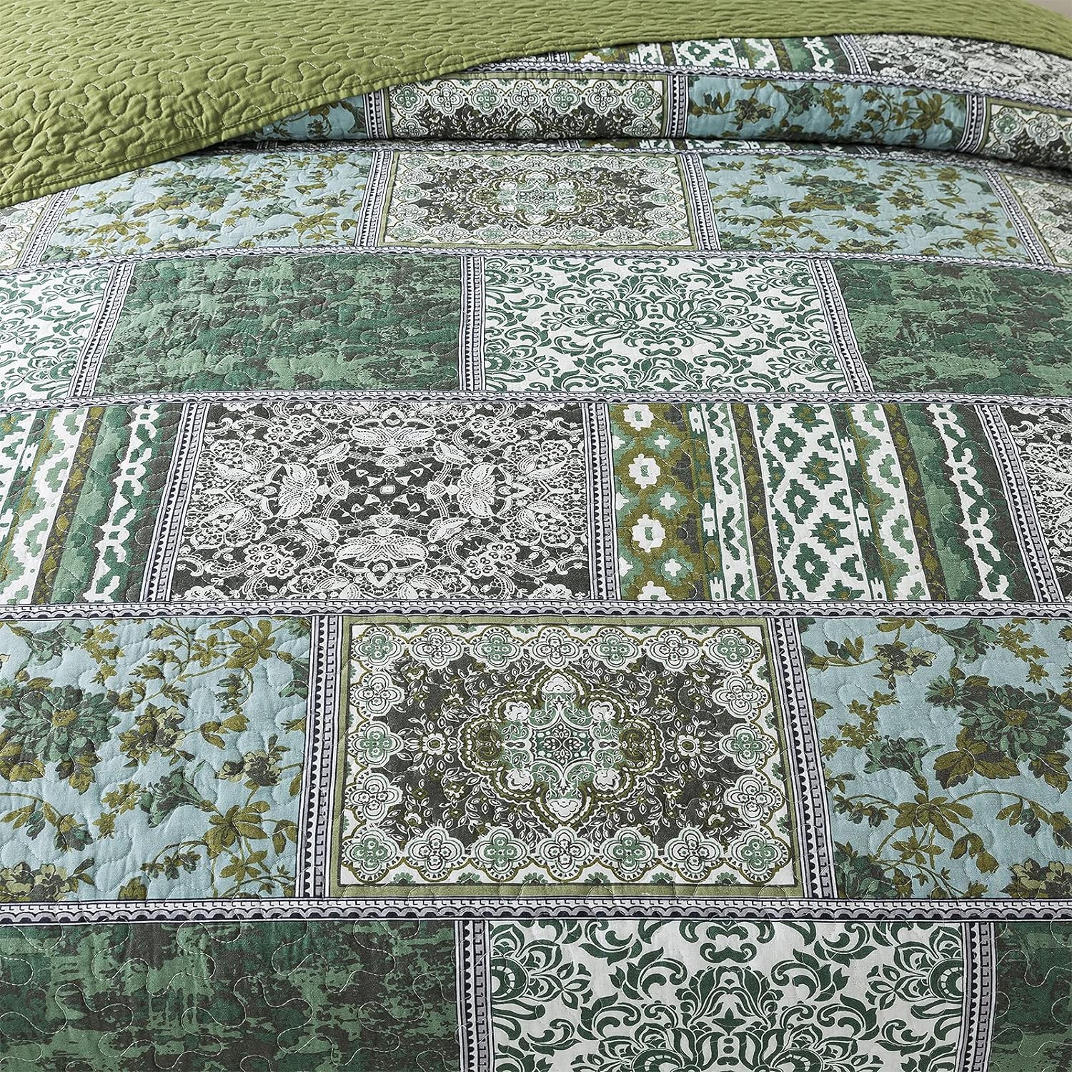 NEWLAKE Reversible Patchwork Quilt Set Queen Size 1