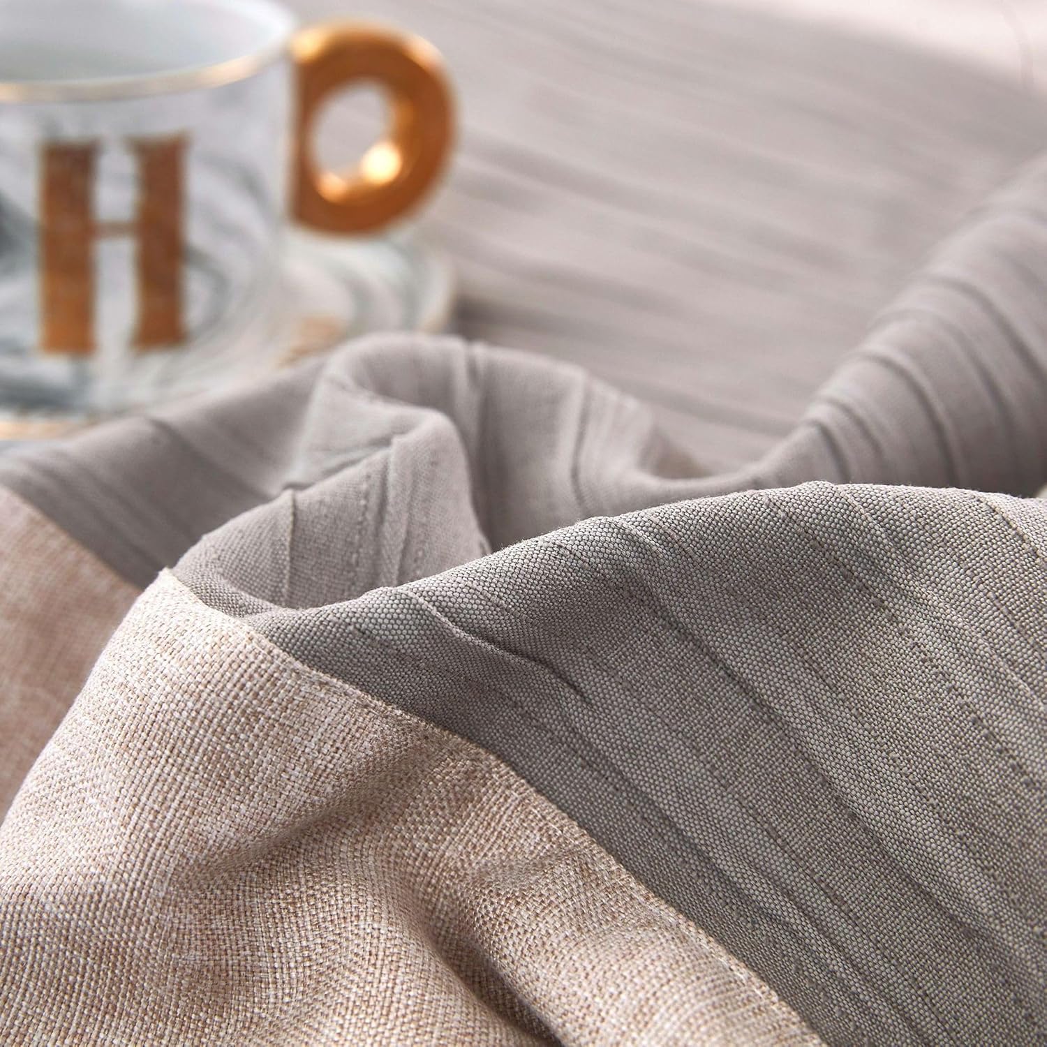 Luxury Cotton Bed Runner with Pillow Cover Protector
