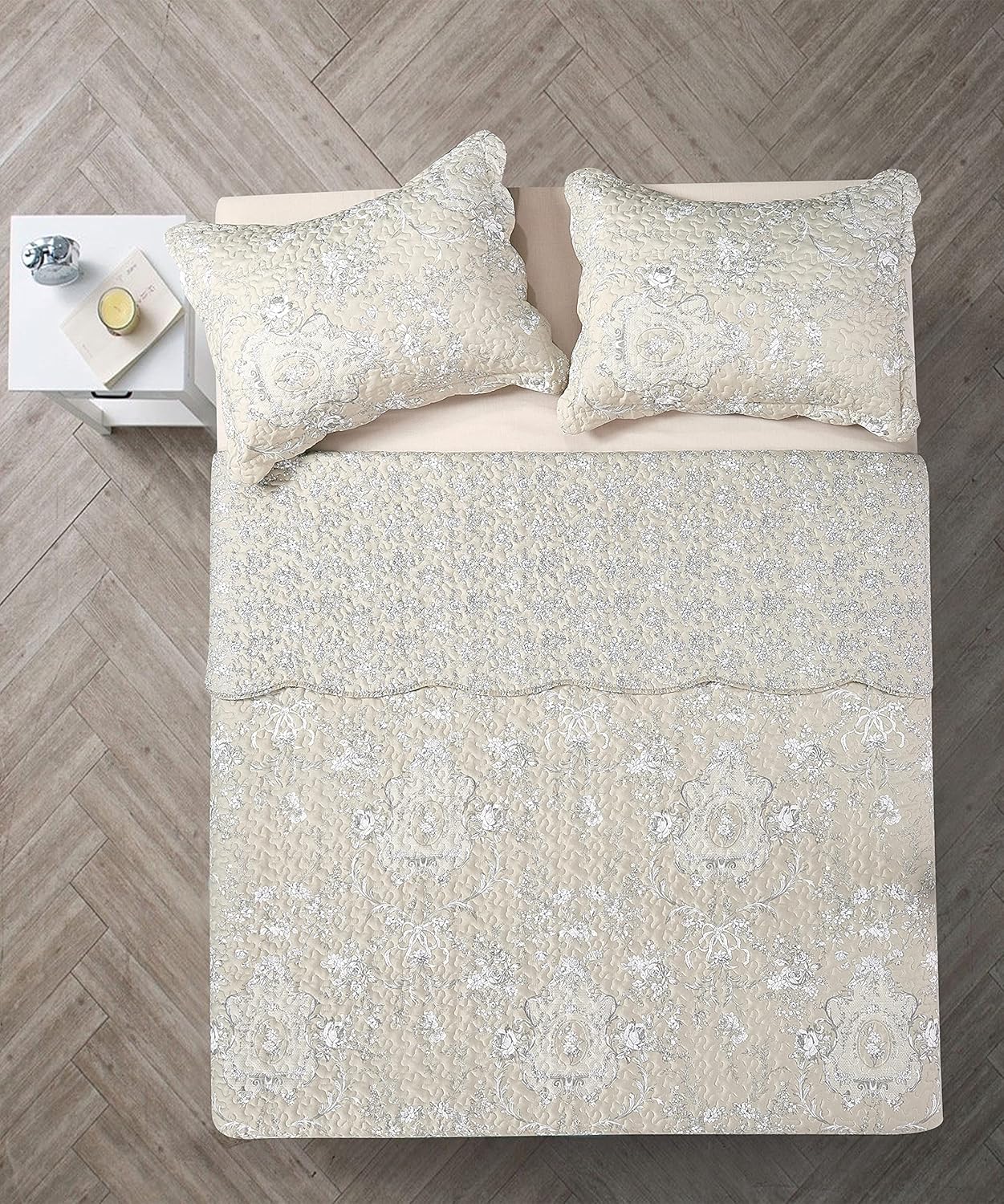 Brilliant Sunshine 3-Piece Quilt Set Classic Grey Floral Toile