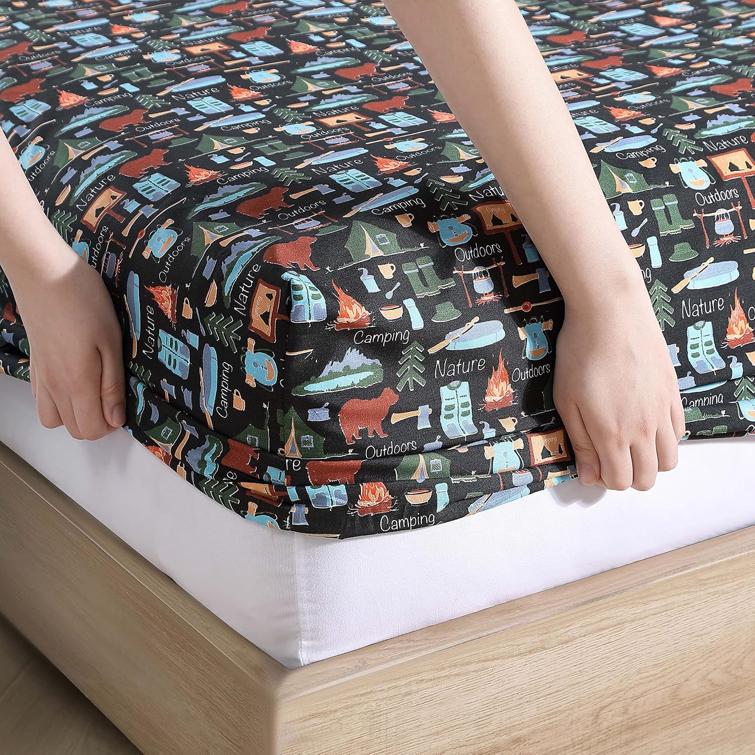 The Lakeside Collection 4-Piece Sheet Set with Retro Camping Print - Full