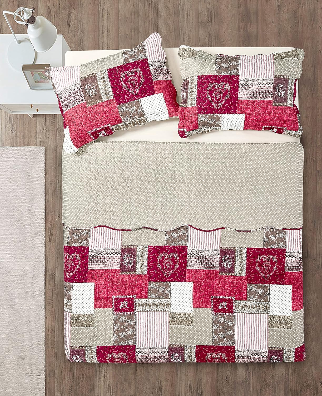 Brilliant Sunshine Burgundy Heart Love Quilt Set